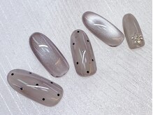 マヴィ ネイル(mavie nail)/