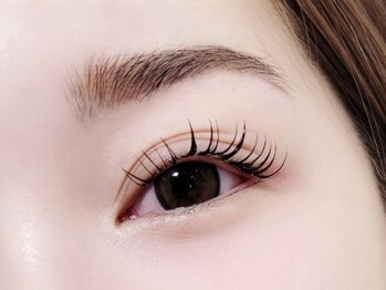 レミア 上大岡(REMIA)の写真/【大人気★blackティントパーマ　6500円～】今話題の次世代まつげパーマ♪ナチュラル派の方にもオススメ◎