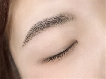フリスコ 神戸三宮(frisco.)/素材美を生かしたナチュラル眉