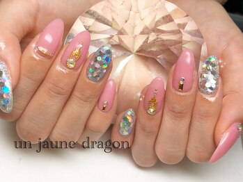 アン ジョーヌドラゴ/キラキラ☆ホロネイル