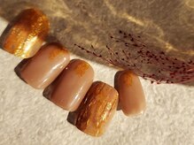 ブルーエヌ(BLUE N)/キャメルカラー×ニットネイル