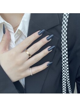 ムーイ 外苑前(mooi.)/blue color