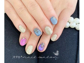 マグロ ネイルサロン/