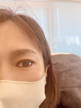 イロ(ilo)/まつ毛パーマ＋アイブロウWAX