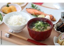Q8、施術直前・直後はご飯を食べてもいいですか？