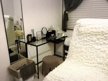 ミン(min.)の雰囲気（エステスペースがございます。メイクルームも完備♪）