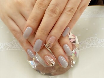プルミエ ネイル(Premier Nail)の写真/手元の美しさに加え、足元まで丁寧に整える贅沢ケア☆心まで潤う大人のための特別ケアを♪