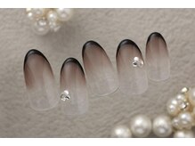 ネイルサロンprish銀座4丁目店【マグネット&フットネイル定額サロン】/6000円　グラデ　フレンチ　銀座