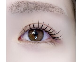 アイスター 大阪梅田店(EYESTAR)の写真/【パリジェンヌ￥5000★まつげパーマ￥4500】自まつげのデザインok！モテ可愛な上向きまつげを実現します◎