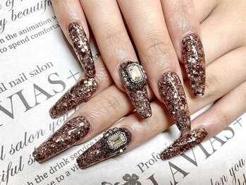 ラヴィアスプラス(LAVIAS+)/