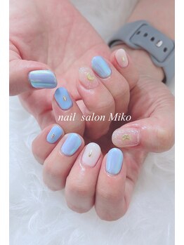 ミコ(Miko)/オーロラネイル ブルー