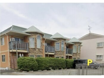 ヨノ(Yono)/駐車スペースは3台