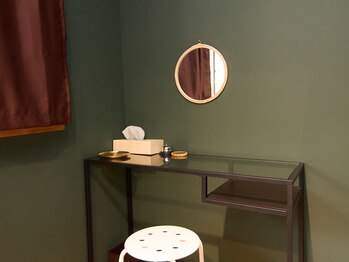 ハリトマト 梅田中崎/院内風景