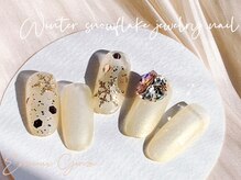 エルミュー(ERMIEUX)/スノーフレークビジュー冬ネイル