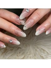 ルナ(LuNa)/ブライダルネイル/白ネイル