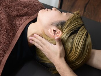 はんずはーと整骨院の写真/デスクワークやスマホ疲れの辛い首肩を徹底ケア★身体の歪みを整え、凝り固まった筋肉をほぐし、悩み改善★