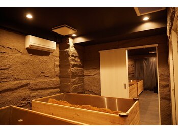 ヒーツ 練馬店(Heets)/