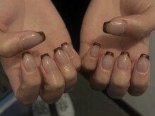 ナナマルニ(702)/べっ甲フレンチ