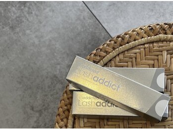 Luo Silque 立川 まつげパーマ/パリジェンヌ/マツエク/LED/韓国/パラジェル/長さだし/パリジェンヌ/マツエク