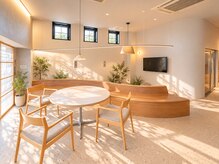 栄光治院　豊田院ll 【肩こり/腰痛/骨盤/猫背/産後/頭痛/肩甲骨はがし】の雰囲気（【広い駐車場有】キッズルーム完備+子守りスタッフ[肩こり]）