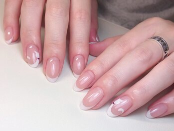 ネコちゃんフレンチネイル