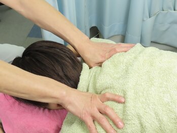 新堀接骨院の写真/体のお悩みは専門家に相談◎痛みの原因は人それぞれ。プロの知見でお悩みを分析し改善へ導きます！