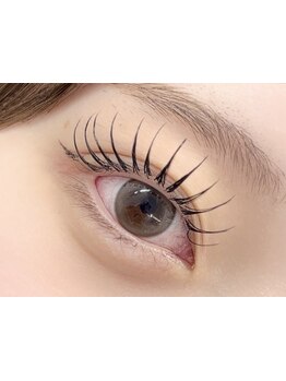 ボリュームのある目元にしたい