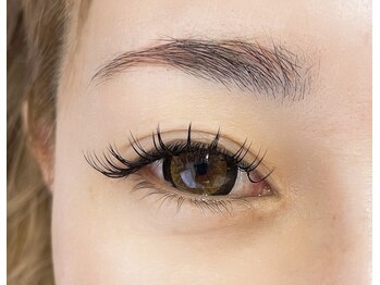 リリハ(Liliha)/理想の目元に！