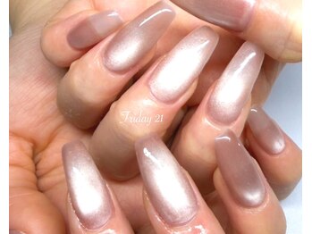 フライデートゥエンティーワン(Friday 21)/ちゅるんマグワンカラーネイル