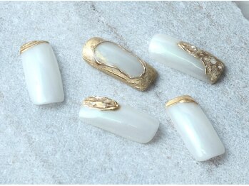 ミィスネイルズ(mies nails.)の写真/自爪風から華やかまで◎長さだしも得意なサロン！センスあふれるデザイン提案