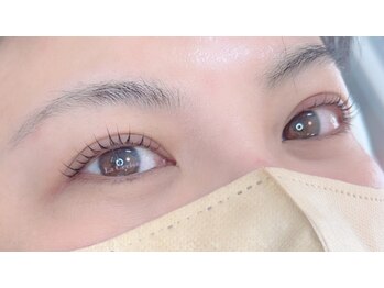 ラ スリーズ(La Cerise)/セラムラッシュリフト(上)