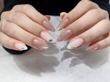 グローネイルズ(Glow Nails)