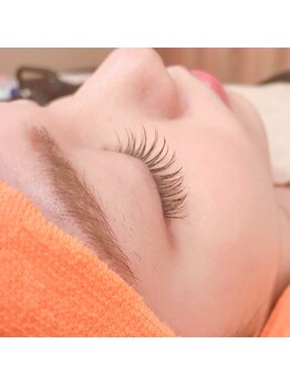 フリルアイビューティ 豊中店(Frill Eye Beauty)/