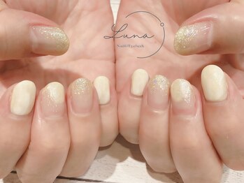 ネイルアンドまつ毛エクステ ルーナ イオン相模原店/イエローニュアンスネイル