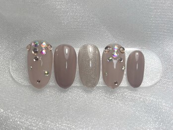 ネイルバイピヌ(nail by pinu)/定額デザインアートコース