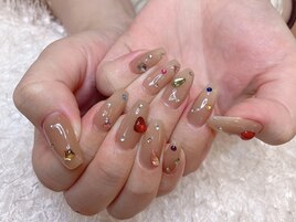 宝石ネイル