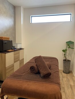ロッジ スパ(Loge-SPA-)の写真/【ハワイのリンパマッサージ♪】全身や部分のリンパマッサージ・ロミロミで日々の疲れを癒しませんか？