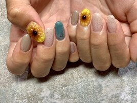 ひまわりネイル