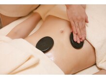 心と体の休息サロン白/●ホットストーンで腸セラピー