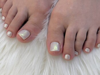 ネオリーブ ウリ(Neolive uri)/ホワイトフットネイル