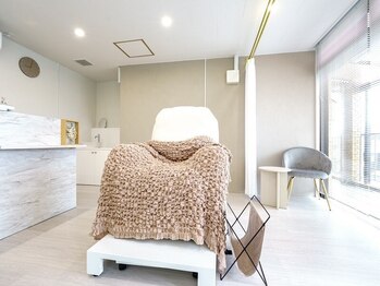 イニョン(INYON)の写真/ゆったりした個室空間で周りを気にせず施術が受けられる♪あなたに合わせた施術で初めての方にもオススメ◎