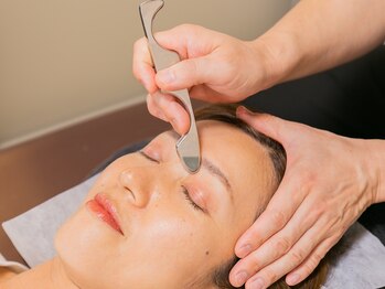 カグラビト(KaGu楽人)/グアシャで目元スッキリ♪