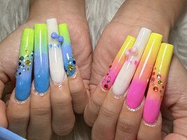 (担当:あかりん)夏ネイル
