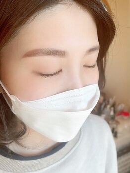 アイプレイエヌ インザラフ(eyeplayN...in the laf)/眉毛スタイリング