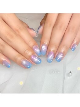 リッシュ トロワ(RICHE trois)/オーロラマグ×グラデ