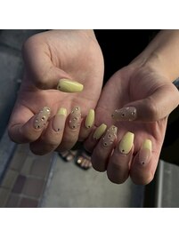 ビジューネイル¥9000♪