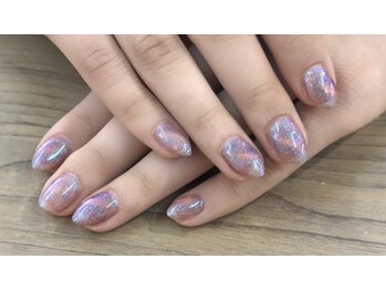 新人ネイリストマグネットネイル