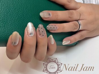 ネイル ジャム(Nail Jam)/