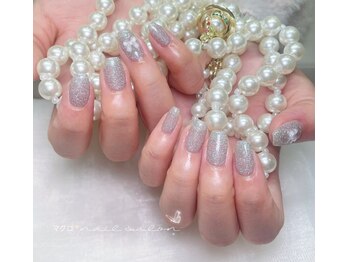 マグロ ネイルサロン/