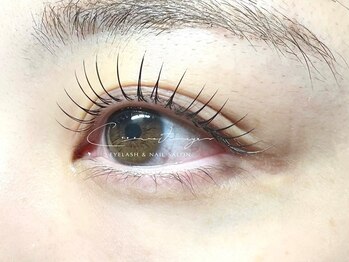 クレセント アイアンドネイル 今泉店(Crescent)の写真/上がりにくいまつ毛に!!&healthyでお目元のお悩み解消♪自まつ毛の状態を見極めてご提案します◎